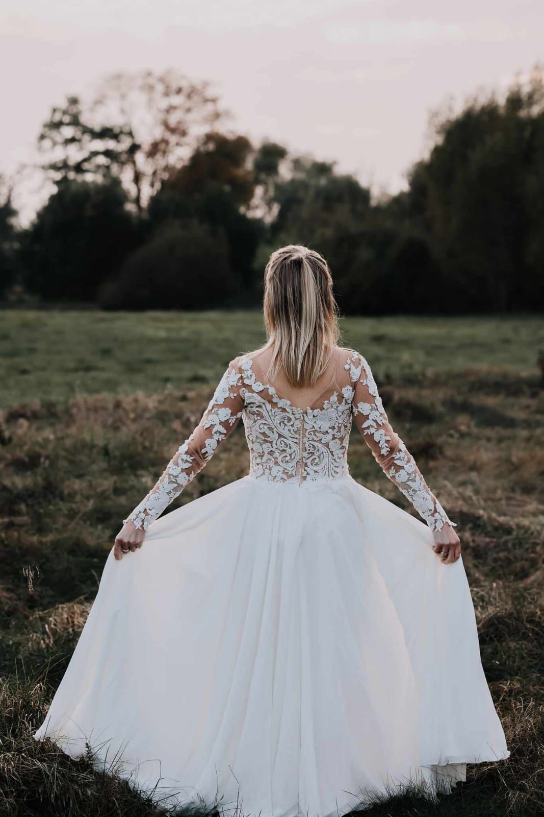 Suknia ślubna Ivory