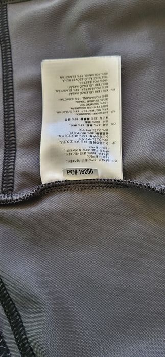 Sprzedam oryginalna bluzę gore tex kolor czarny - M