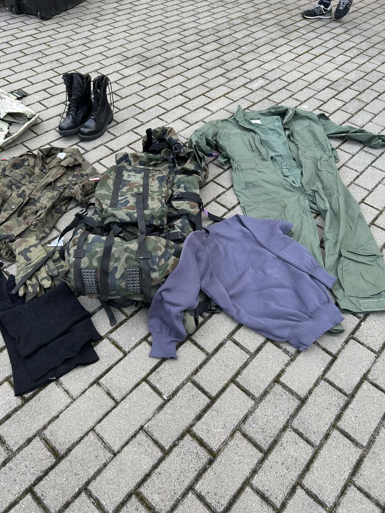 Sprzedam wojskowr rzeeczy