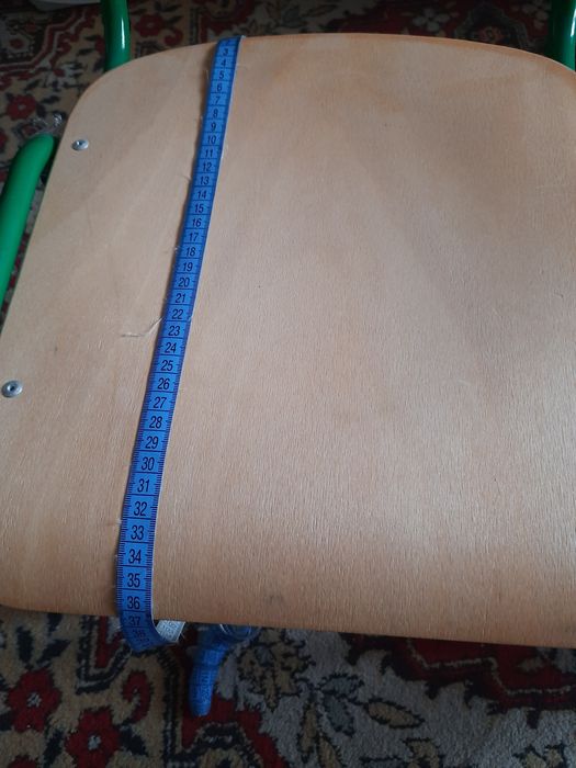 Стілець  дитячий, зручний і  для дорослих