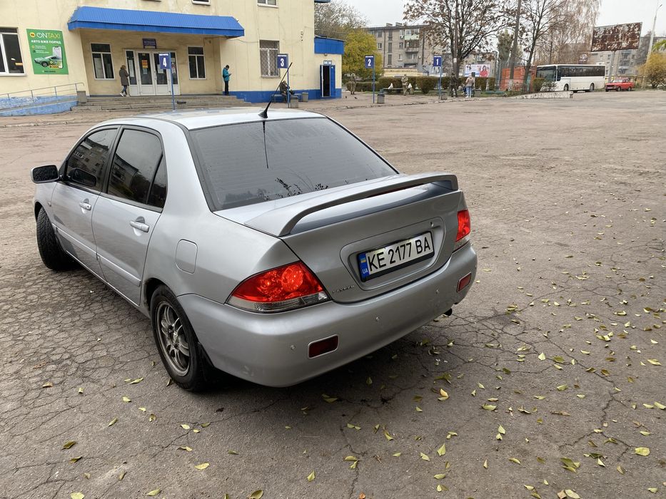 Продам автомобиль лансер 9