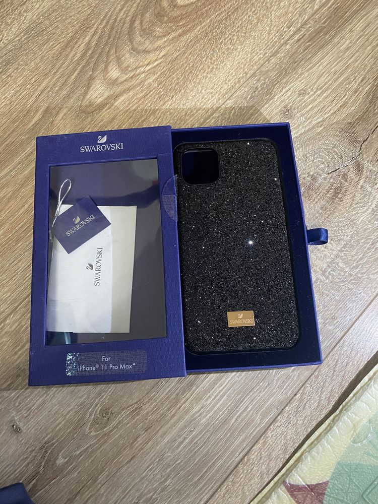 Чехол на айфон 11 pro  max з камінням SWAROVSKI