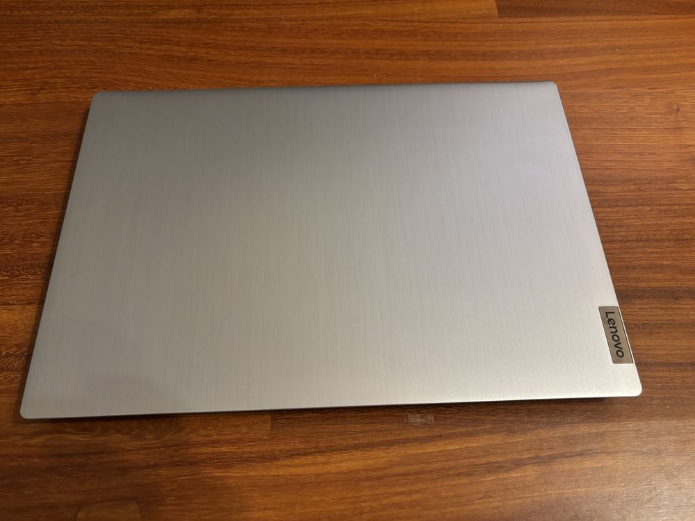 Lenovo IdeaPad 3 15ADA05 AMD Ryzen 7 - semi-novo