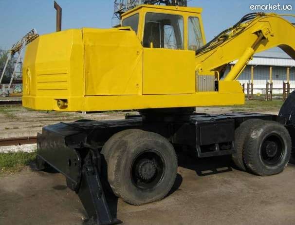Екскаватор ЕО-9210 лицензия LIEBHERR двигатель ДОЙЦ DEUTZ Германия