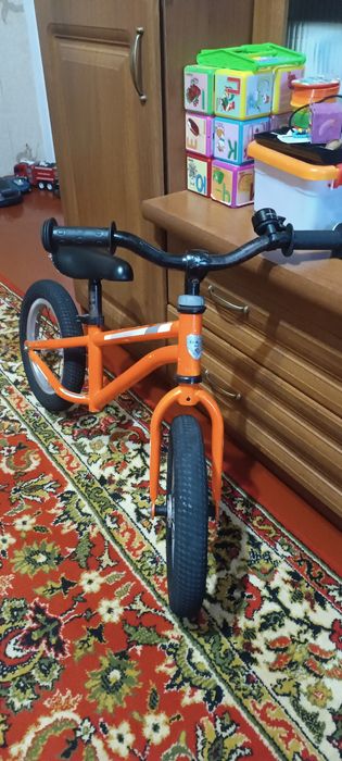 Велобіг. Дитячий велобіг.