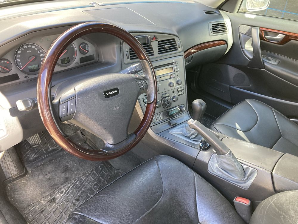 Volvo S60 D5 - troco por moto
