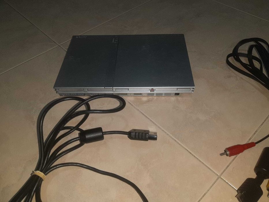 PS2 cinzento com 1 comando da edição completo