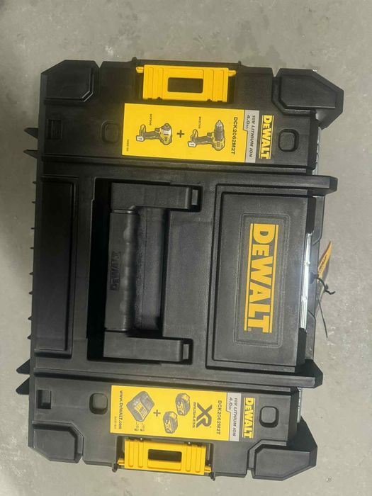 Zestaw DeWalt WkrętarkaDCD709+ZakrętarkaDCF809+2 Baterie 4.0ah
