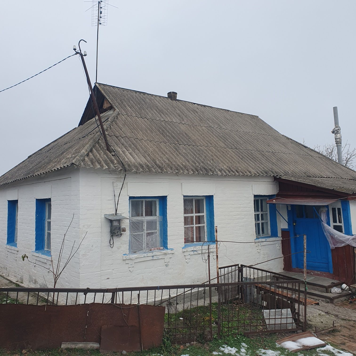 Продаж будинку з прямим виходом до ставка