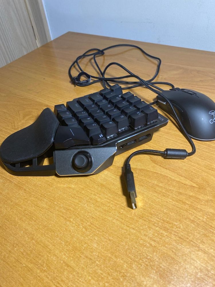 Klawiatura gamingowa do ps4