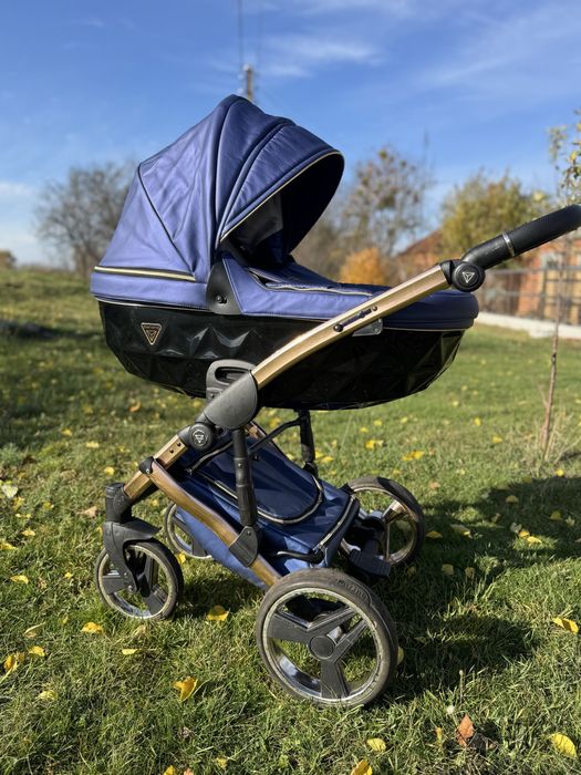 Продам дитячу коляску