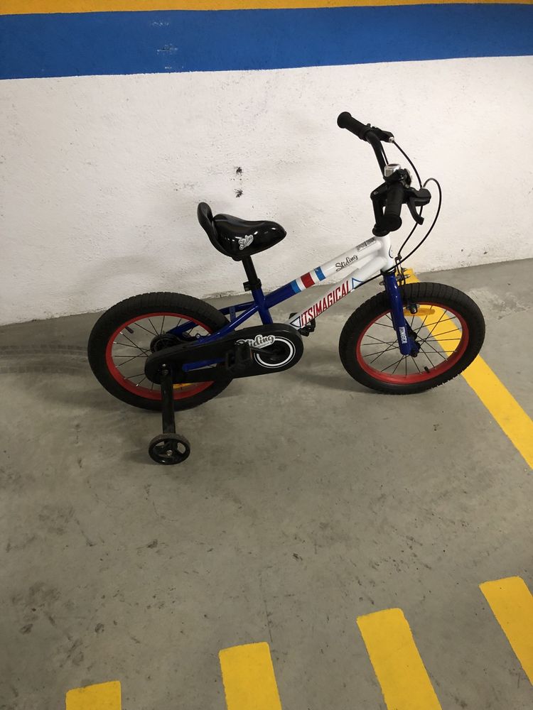 Bicicleta para criança até 6 ou 7 anos.