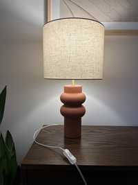 Lampa stołowa z ceramiki Christine Westwing