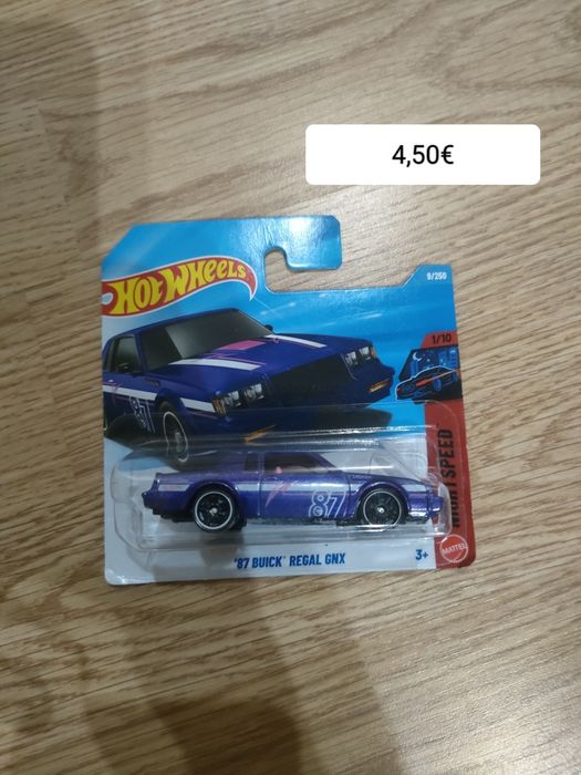 Hot Wheels variados