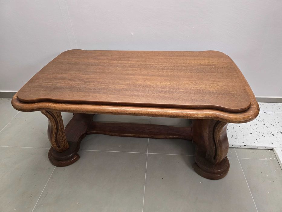 klasyczna ława z litego drewna