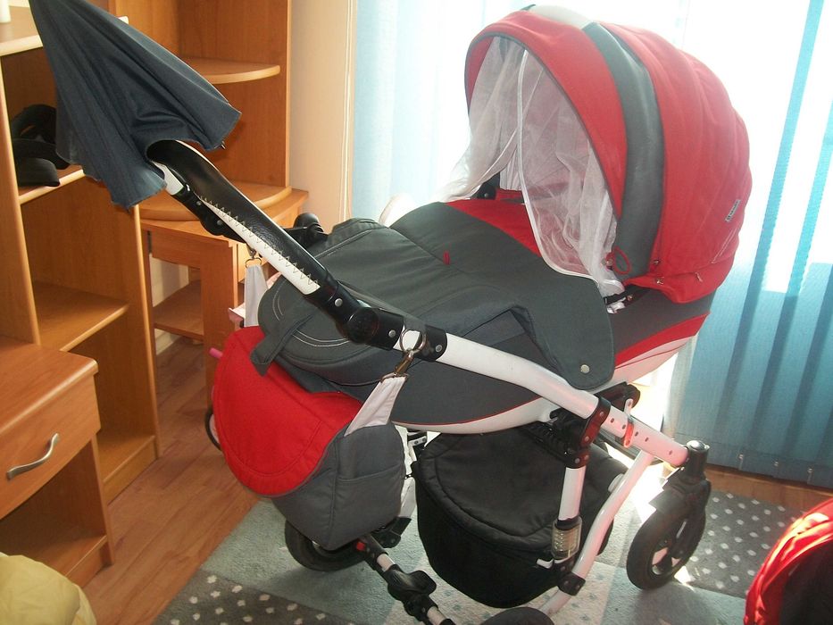 wózek wielofunkcyjny jak nowy ze spacerówką i torba, kolory