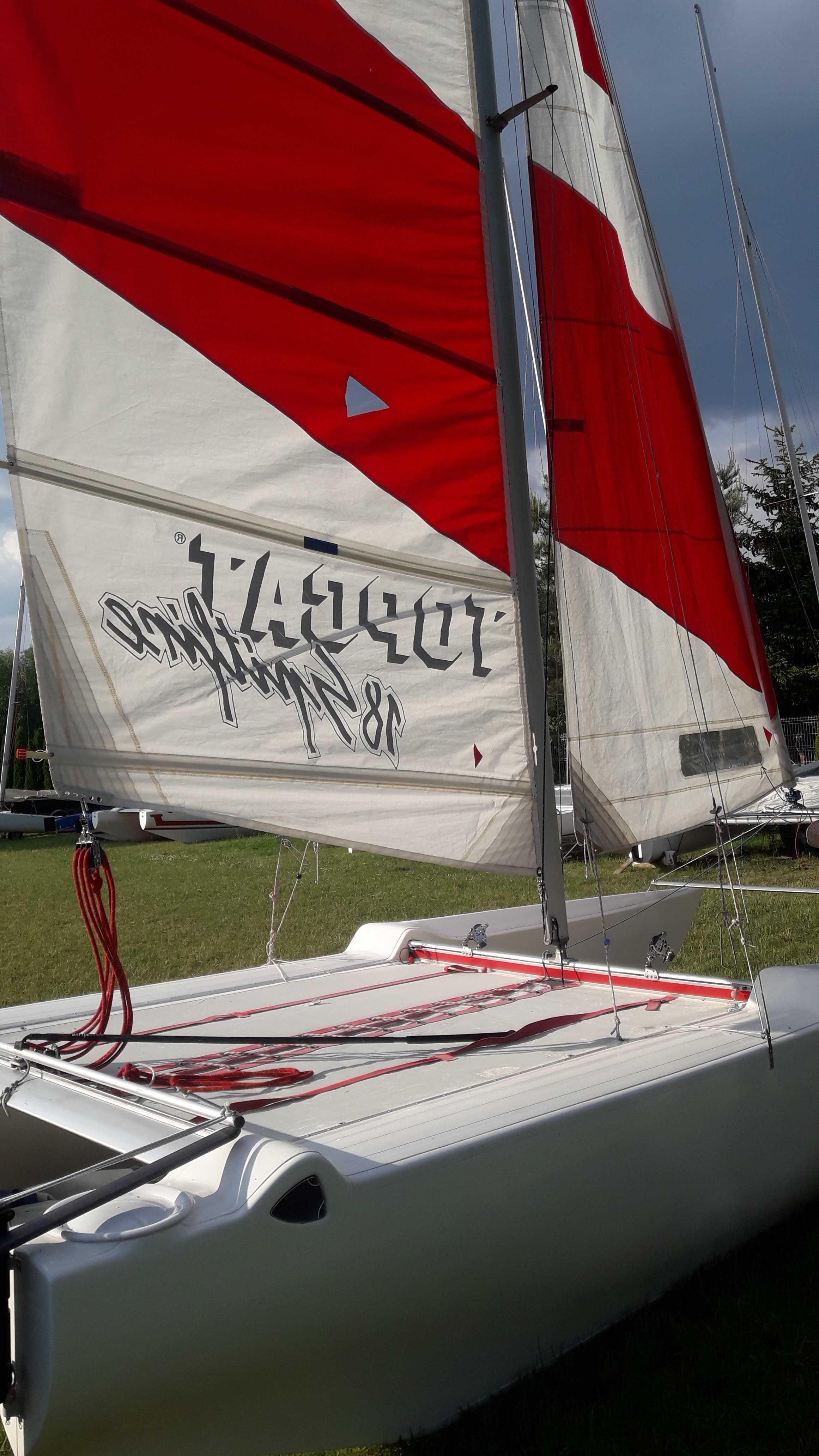 Katamaran  TOPCAT SP18