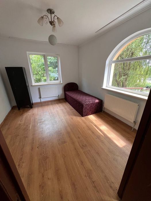 Оренда окремостоячого будинку у с. Солонка ( 3 кімнати)