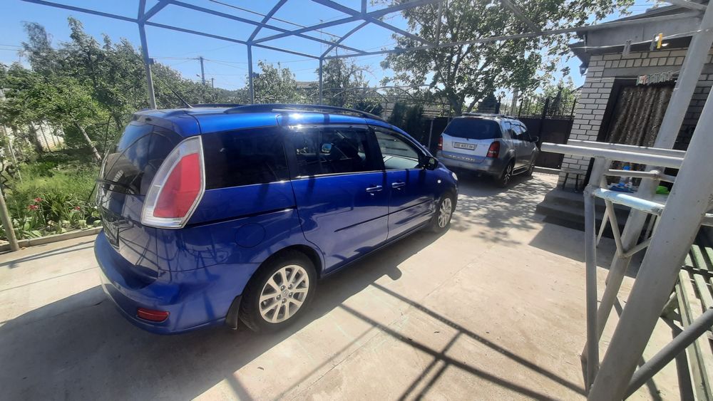 Мазда 5  2008 г.