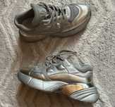 Pinko sneakersy srebrne 38