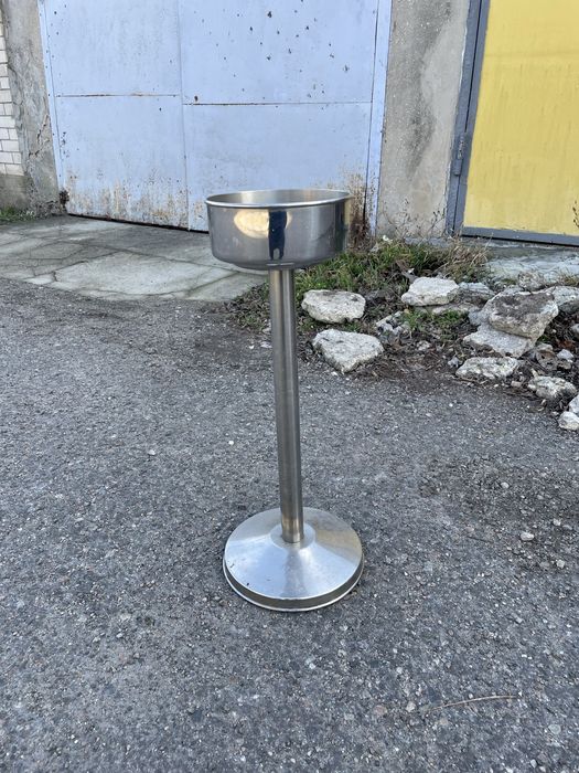 Подставка под ведро для льда