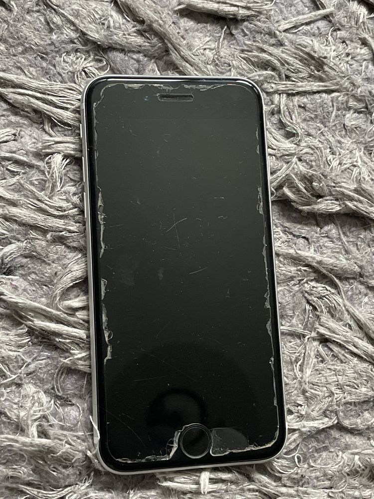 telefon IPHONE SE 2020