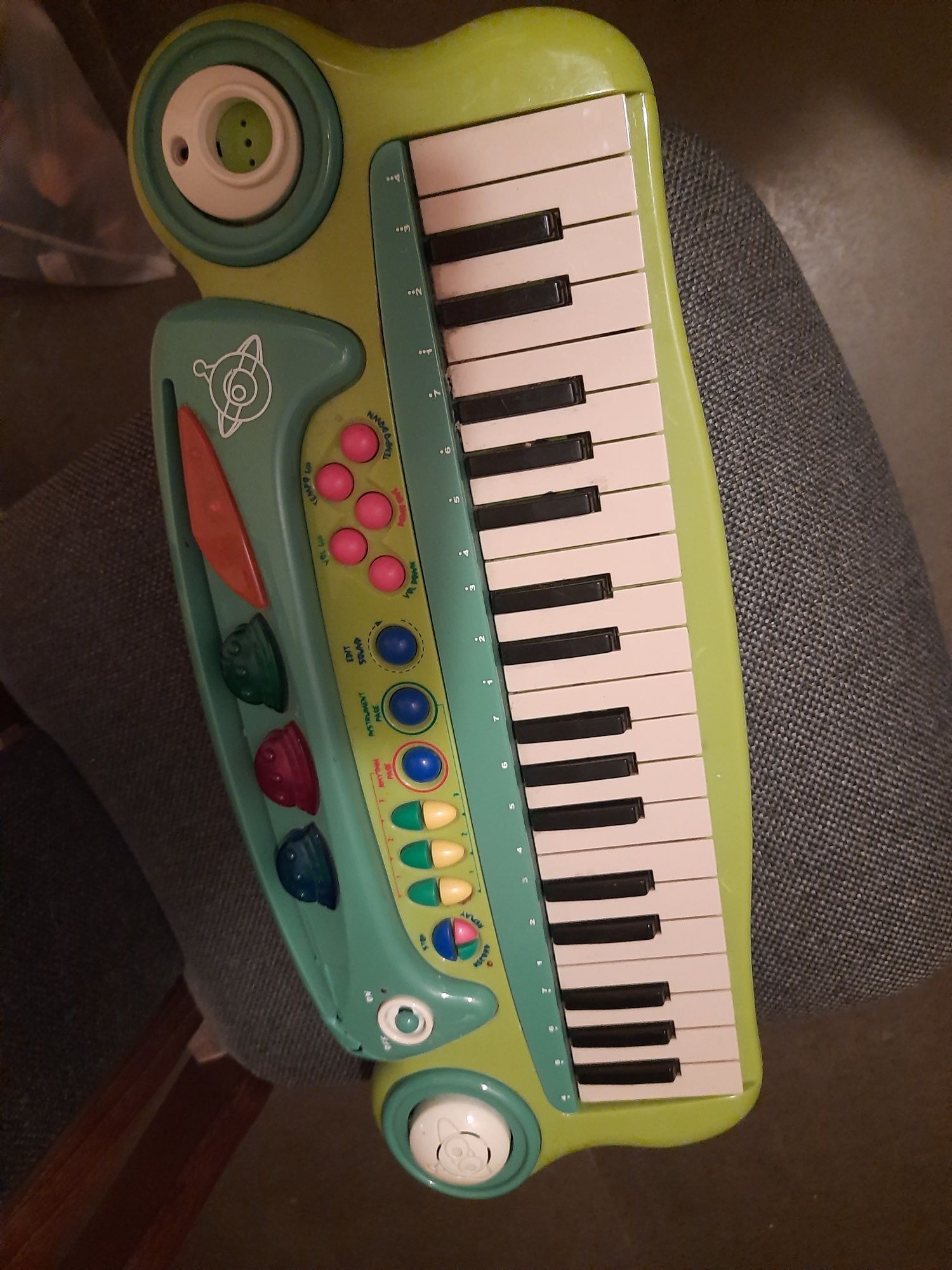 Pianino pianinko interaktywne klawisze keyboard