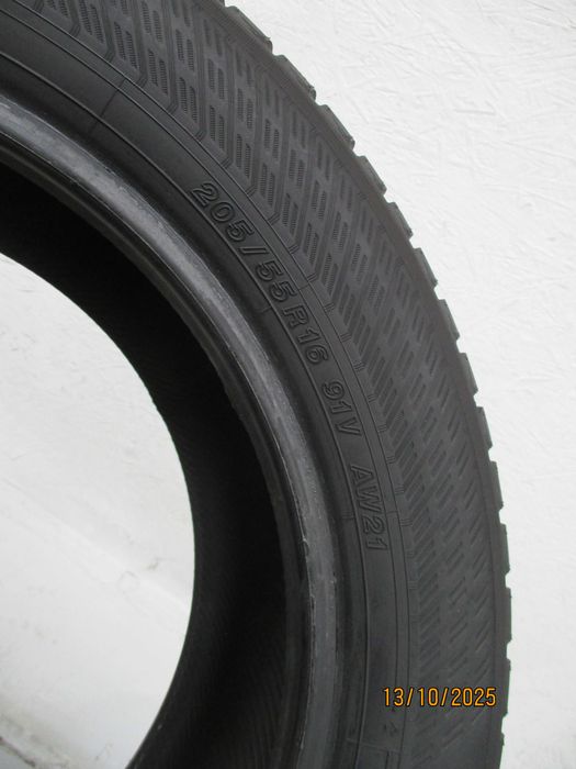 1x 205/55R16 Yokohama BluEarth 4S 7,6mm 23r.