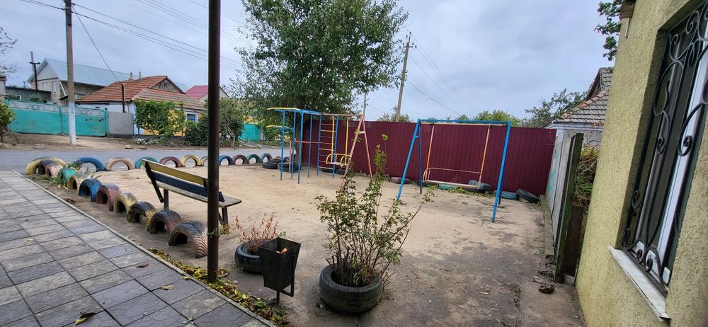 Продам дом в жилом состоянии.