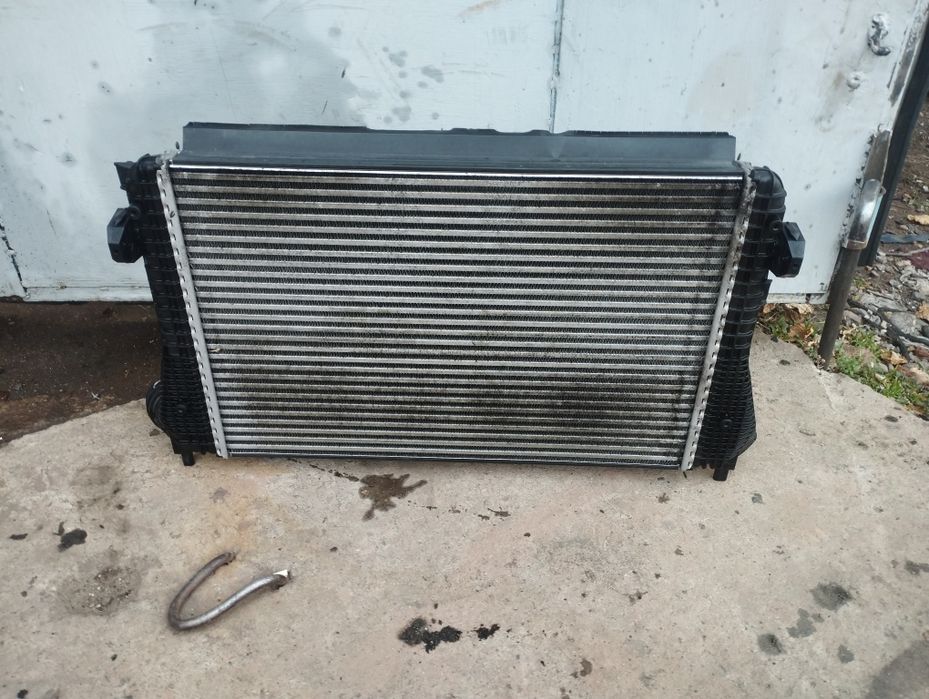 Интеркулер Passat B 6 B 7 CC Skoda 2.0 TDI