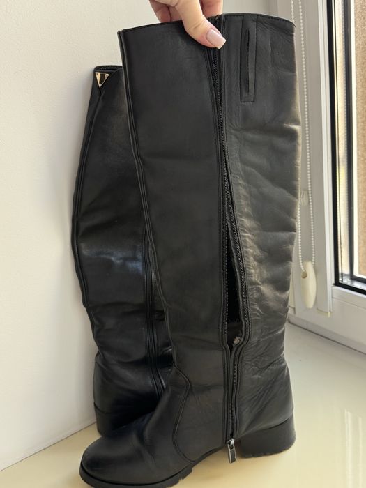 Шкіряні жіночі чоботи