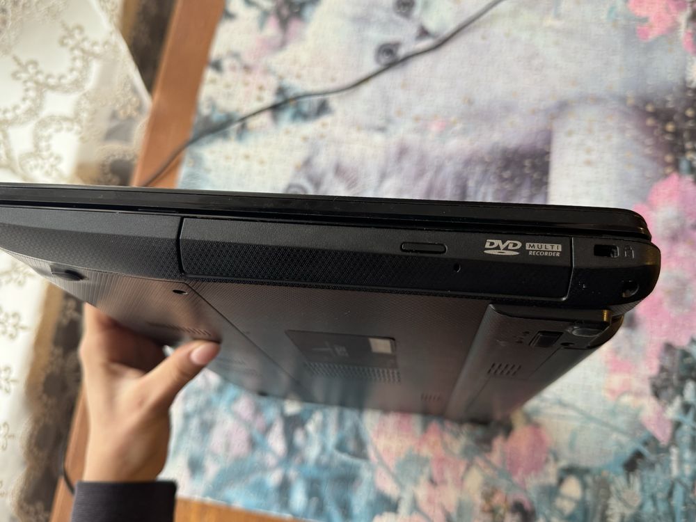 Ноутбук ASUS X55A