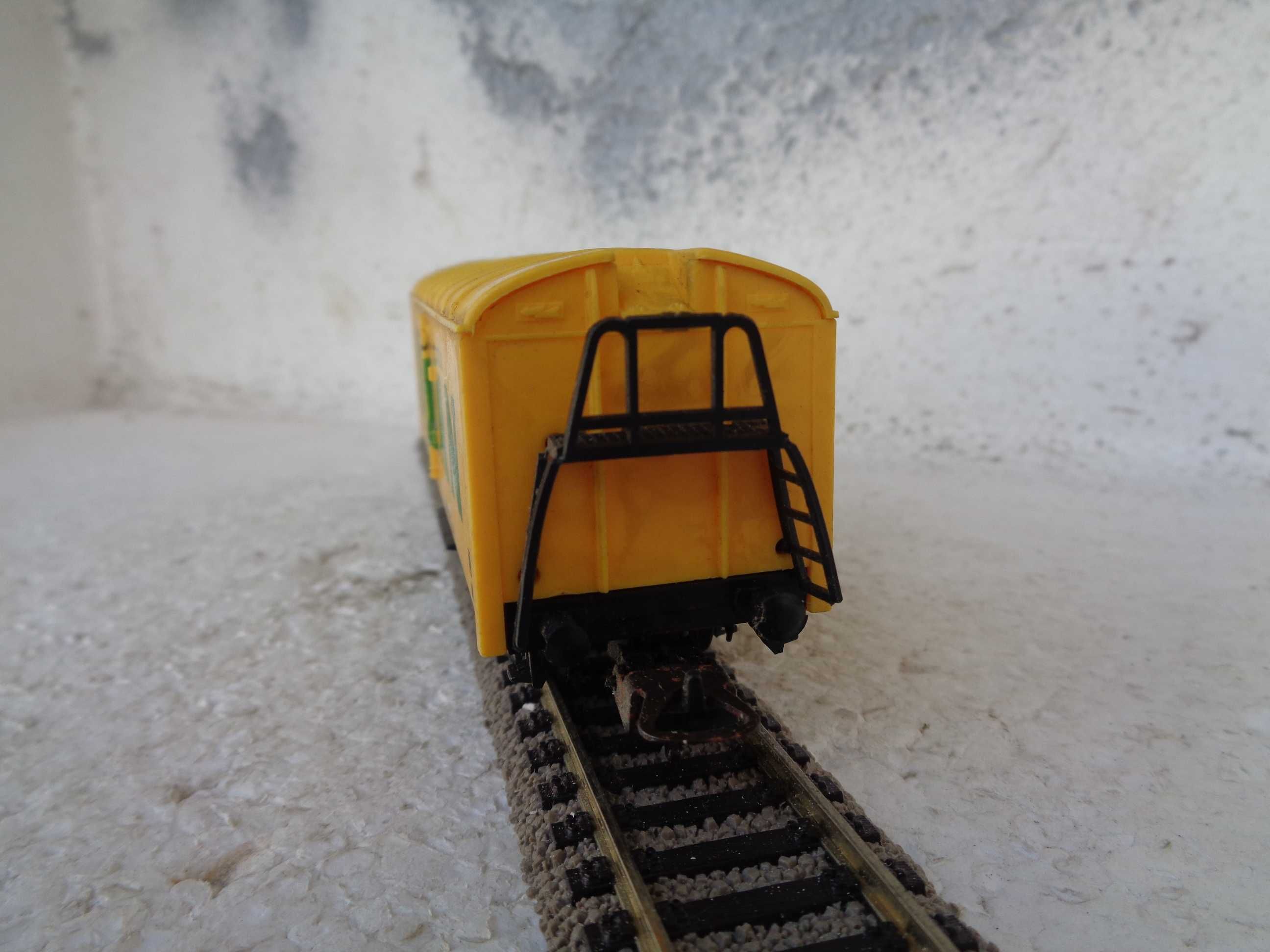 1:87 LIMA Vagão caixa fechada da SILAN - Comboio