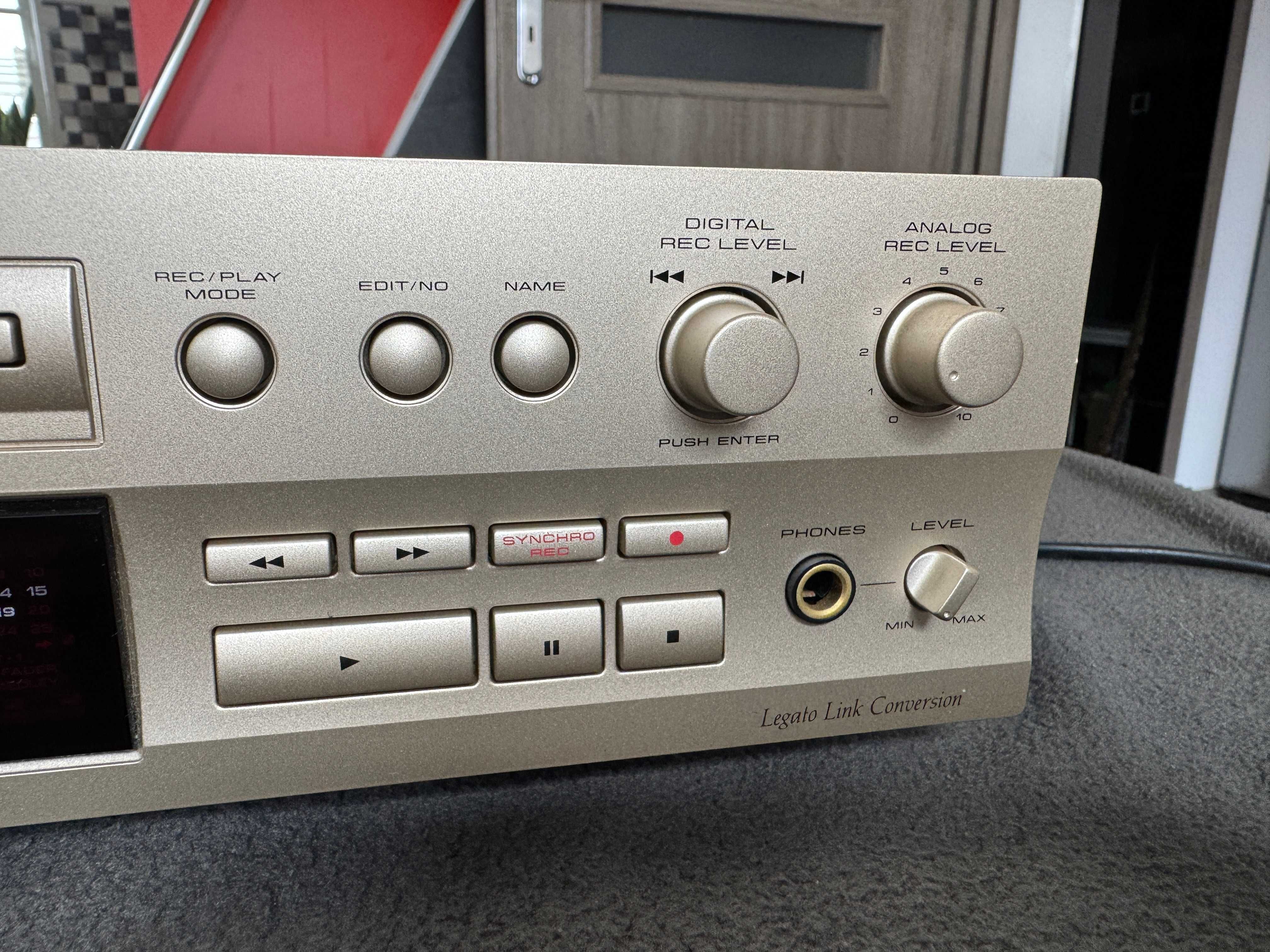 Minidisc Pioneer MJ-D5 złoty szampański z DAC
