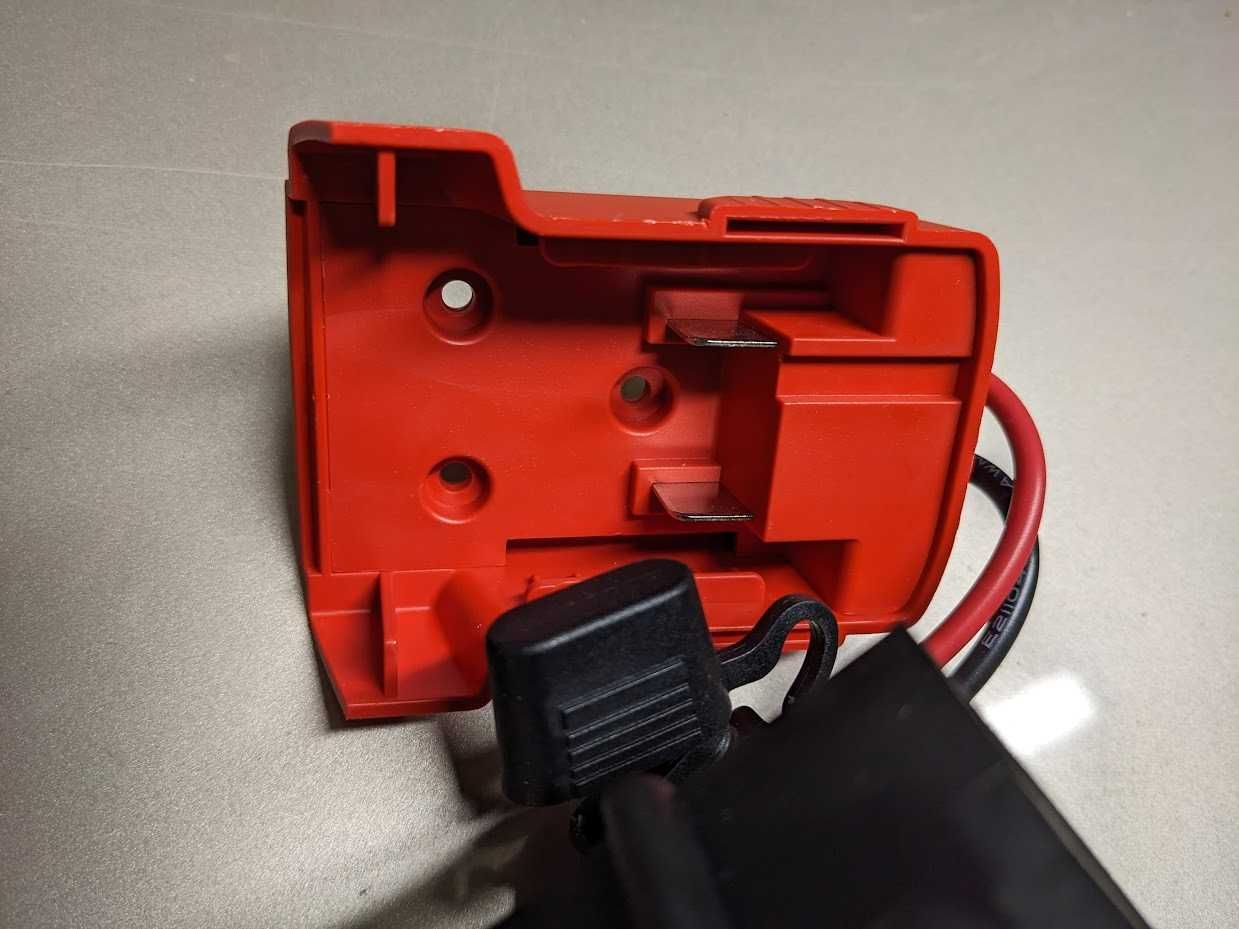 Przejściówka adapter do baterii Milwaukee M18, bezpiecznik 40A, wiązka