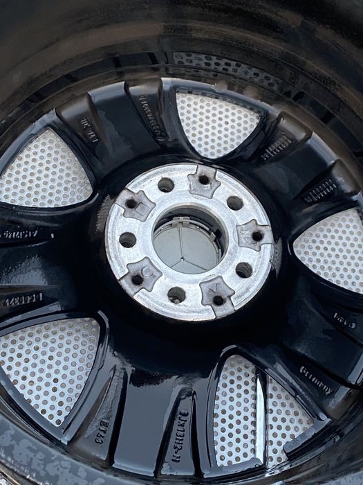 Alufelga Mercedes 5x112 8J x18 ET 43 A,213,4013.700