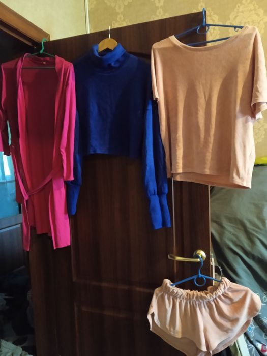 Продам речі для дівчаток