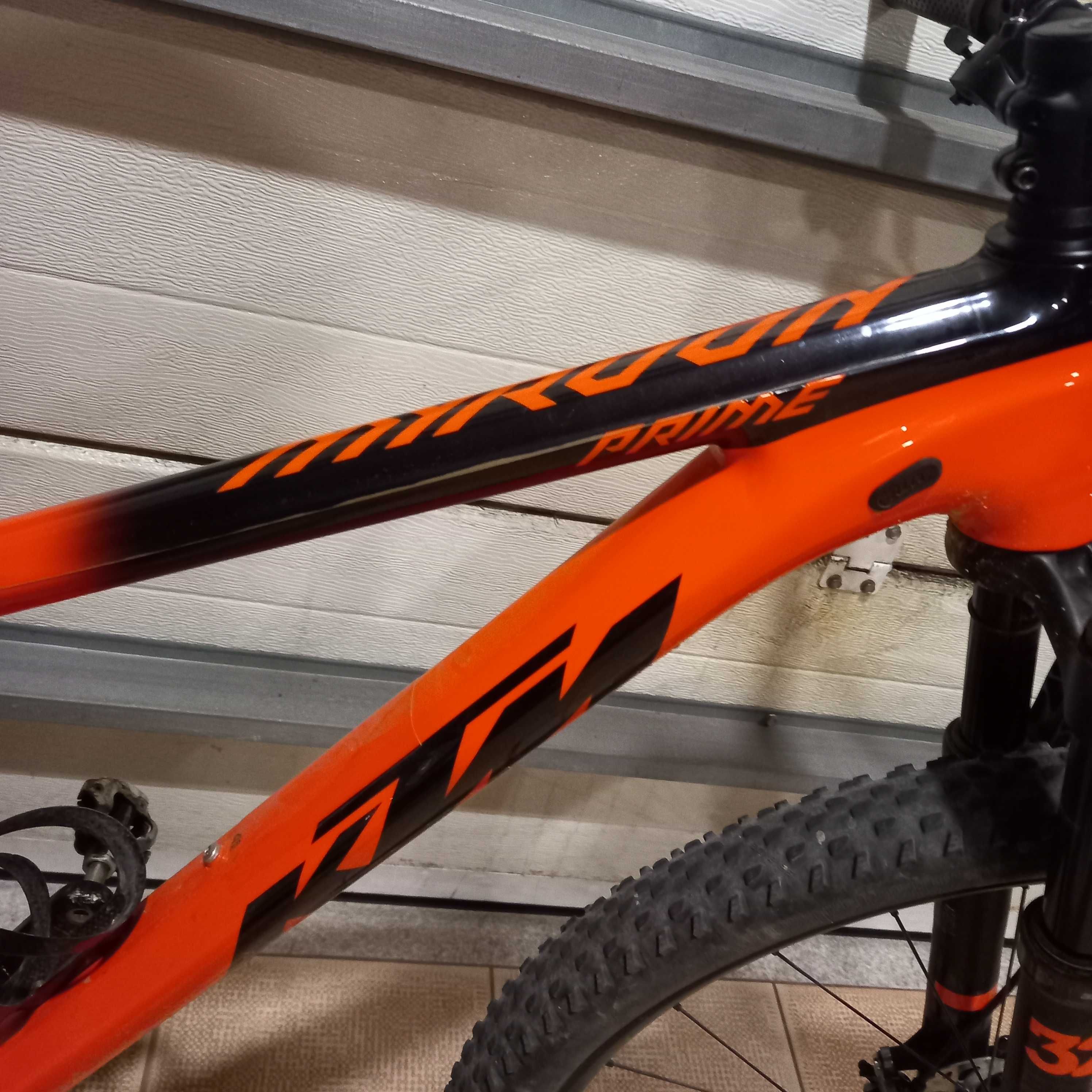 KTM Myroon Prime Carbono