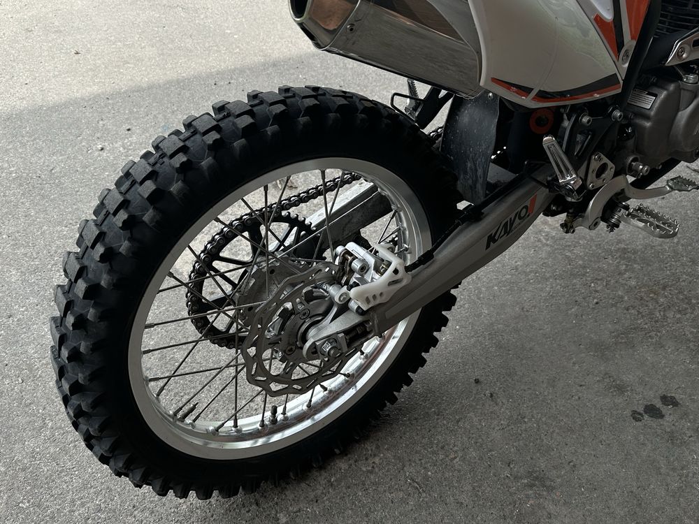 Мотоцикл Kayo t4 эндуро 250кубов