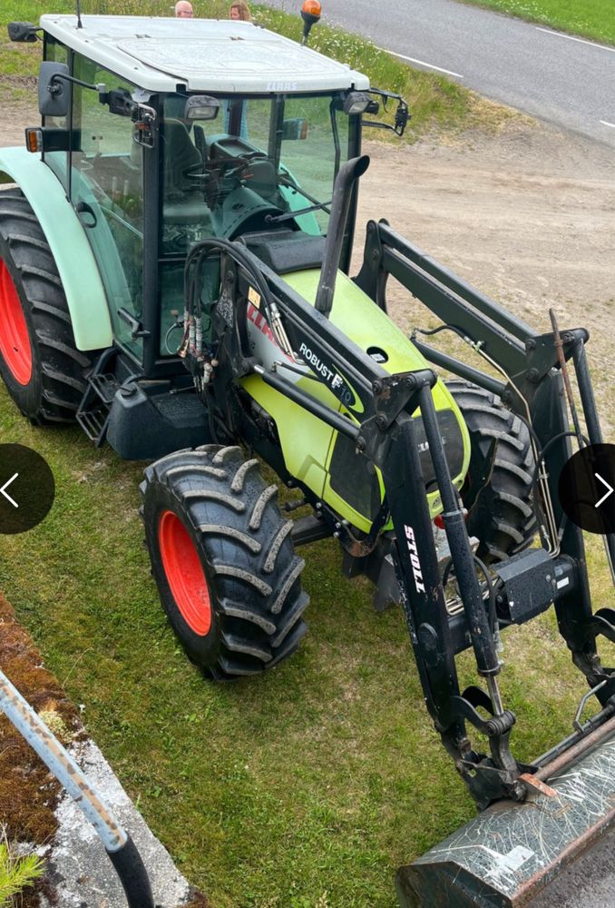 Traktor claas 446 tur