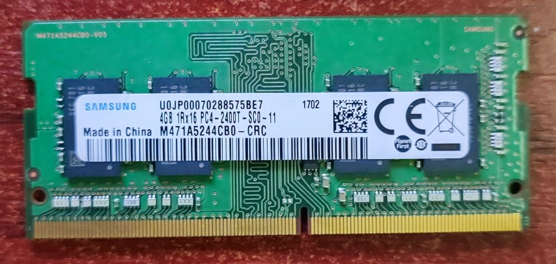 Оперативна пам'ять SO-DIMM DDR4 4GB SAMSUNG Original