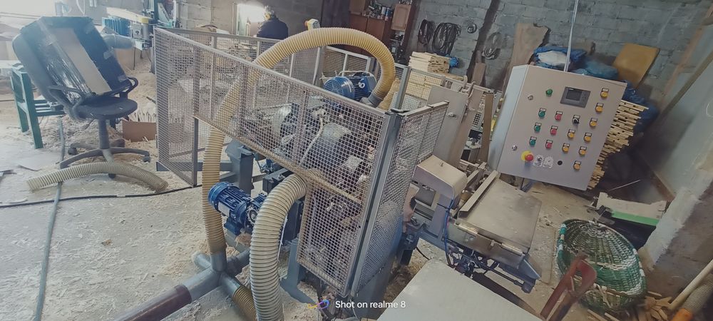 Automat do łopatek łyżek szwedzkich drewnianych