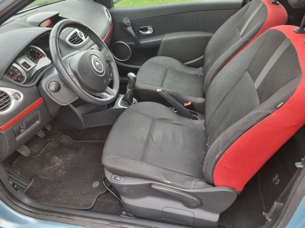 Clio 1.2 ,benzyna ,klima  panoramadach