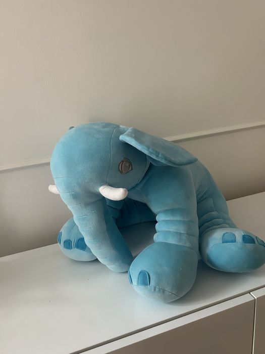 Niebieski duzy slon maskotka