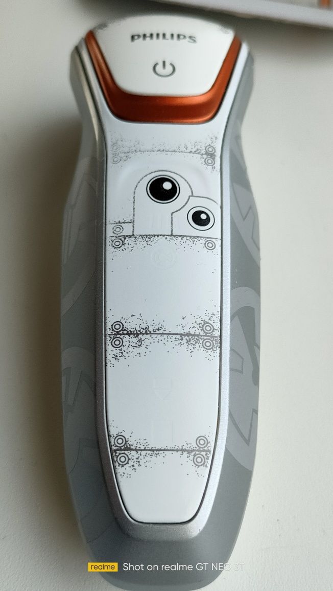Golarka PHILIPS - STAR WARS - Robot BB8 - Special Edition