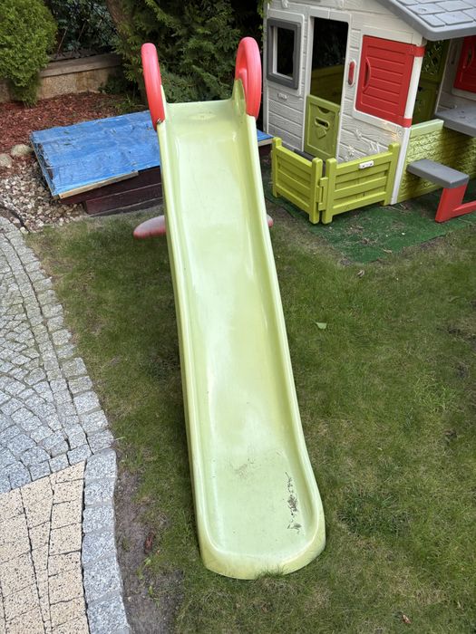 Domek ogrodowy zjezdzalnia trampolina