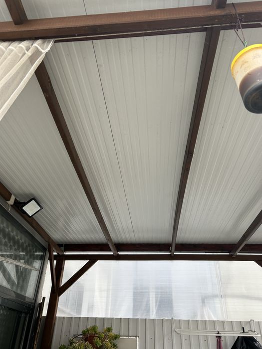 Pérgula com telheiro