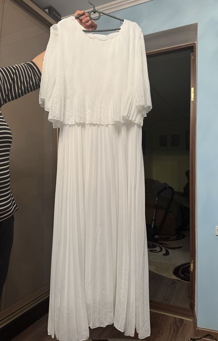 Шифонове біле плаття 50-52 розміру
