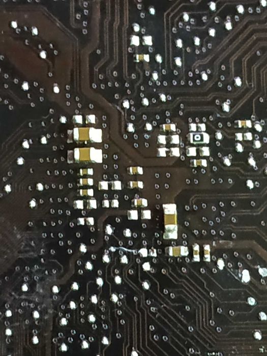 Материнки АМ3+,FM1, AM3 не рабочие под ремонт.