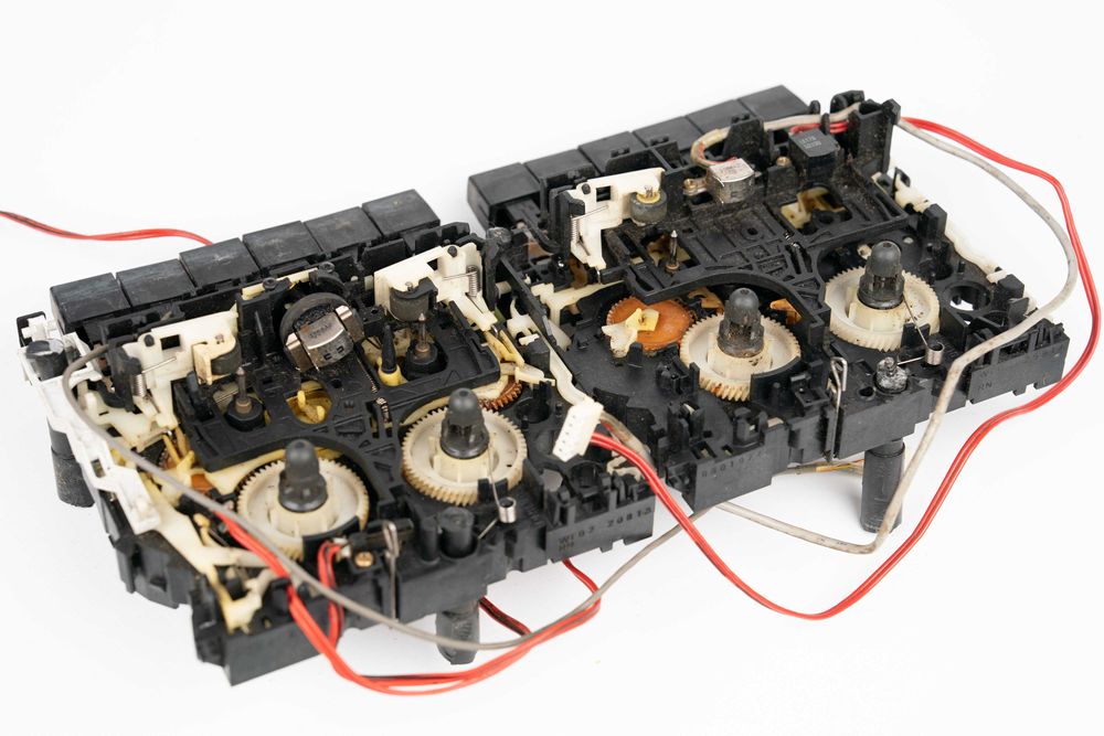 Стрічкопротяжний механізм ЛПМ від касетної магнітоли Philips AW 7324